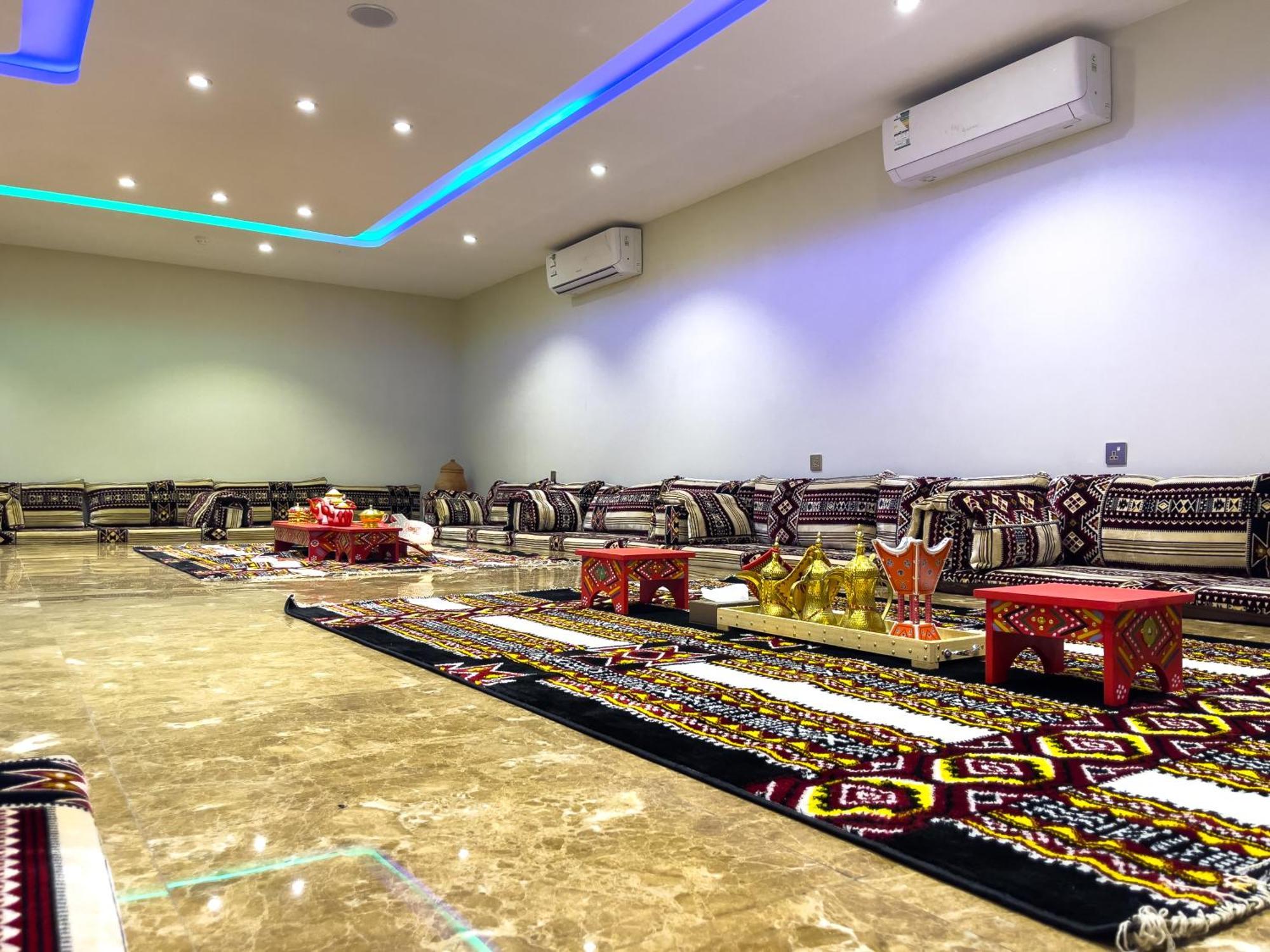 Landmark Hotel Suites ตะบูก ภายนอก รูปภาพ