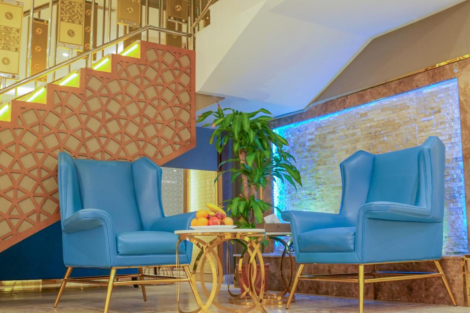 Landmark Hotel Suites ตะบูก ภายนอก รูปภาพ